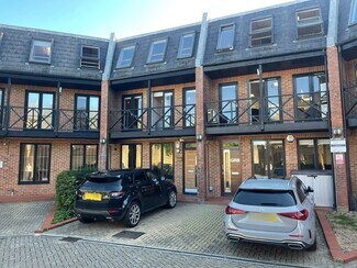 Plus de détails pour 3 Clifton Mews, Brighton - Bureau à louer