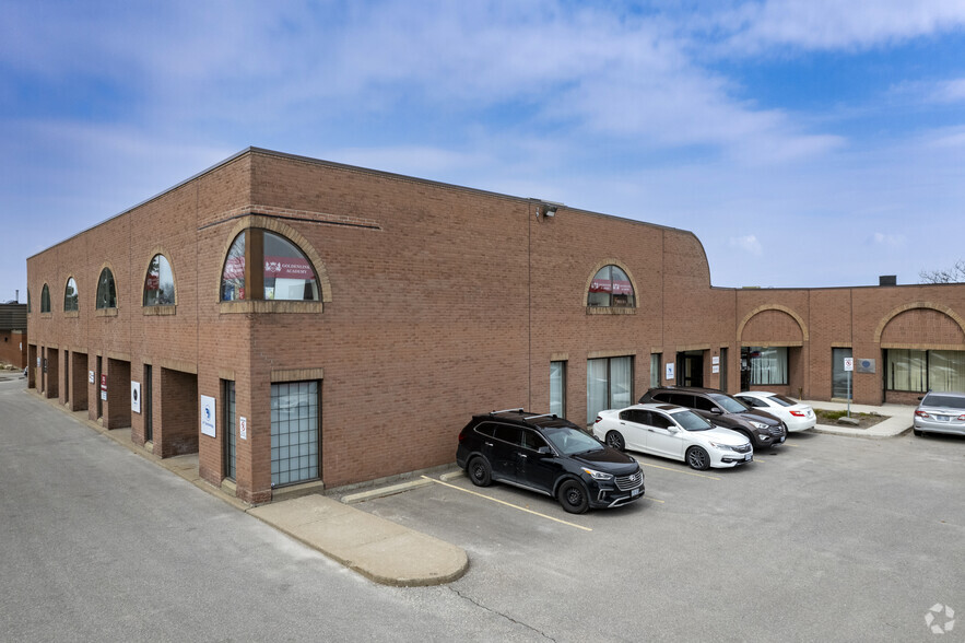 20 Amber St, Markham, ON for lease - Building Photo - Image 2 of 5