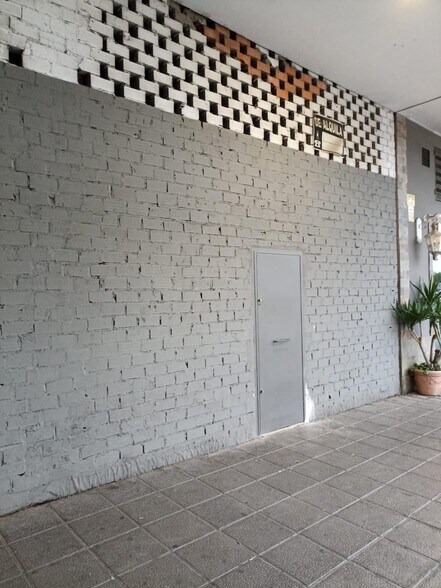 Retail in Córdoba, Córdoba for lease - Building Photo - Image 3 of 5