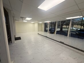 11233 Crown Park Dr, Houston, TX à louer Photo intérieure- Image 1 de 10