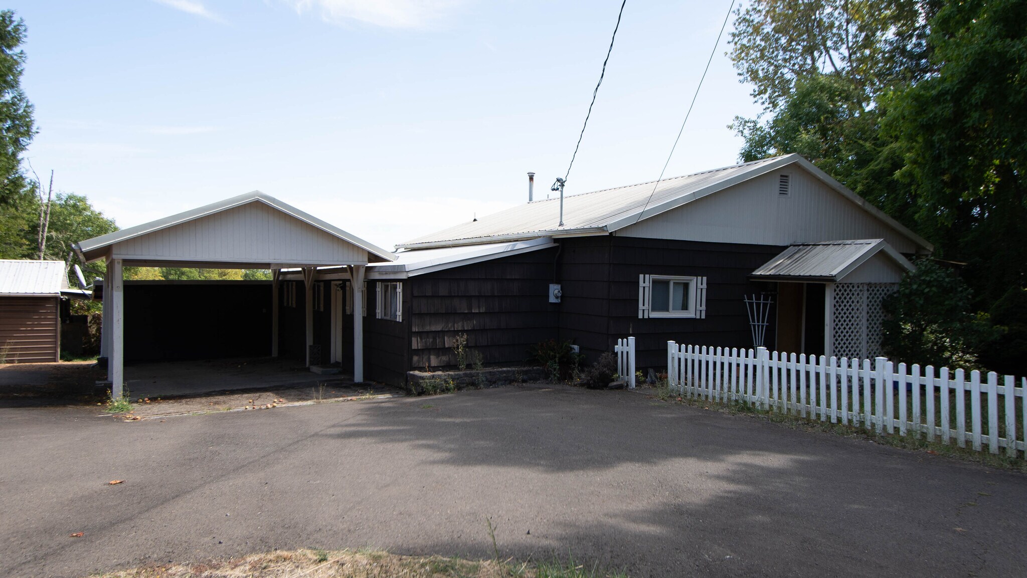 769 N 9th St, Philomath, OR à vendre Photo du bâtiment- Image 1 de 12