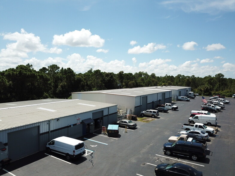 8391 Littleton Rd, North Fort Myers, FL for lease - Building Photo - Image 3 of 12