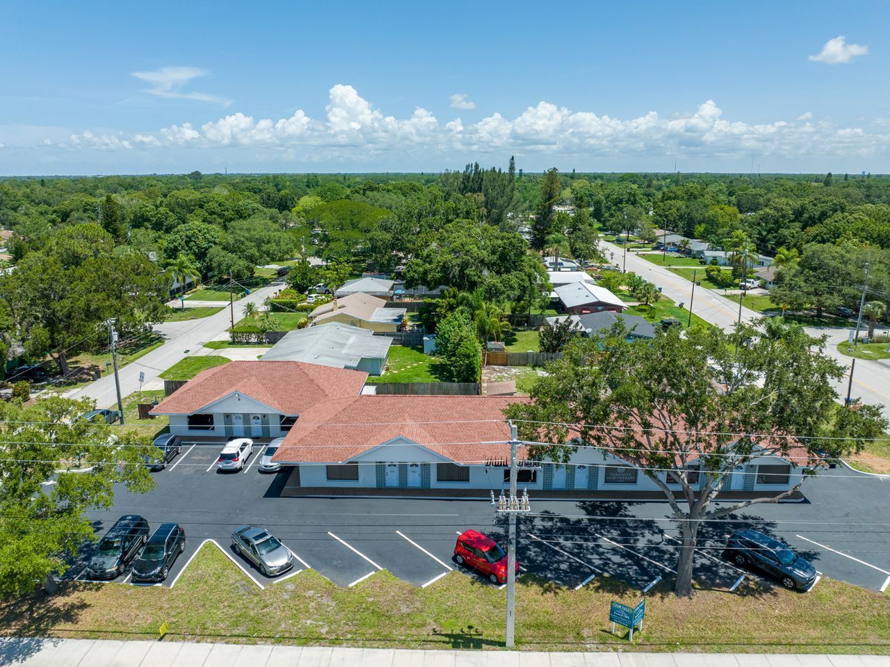 4109 Bee Ridge Rd, Sarasota, FL à louer Photo principale- Image 1 de 2