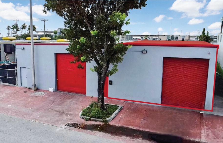 1052-1054 E 27th St, Hialeah, FL for lease - Building Photo - Image 1 of 2