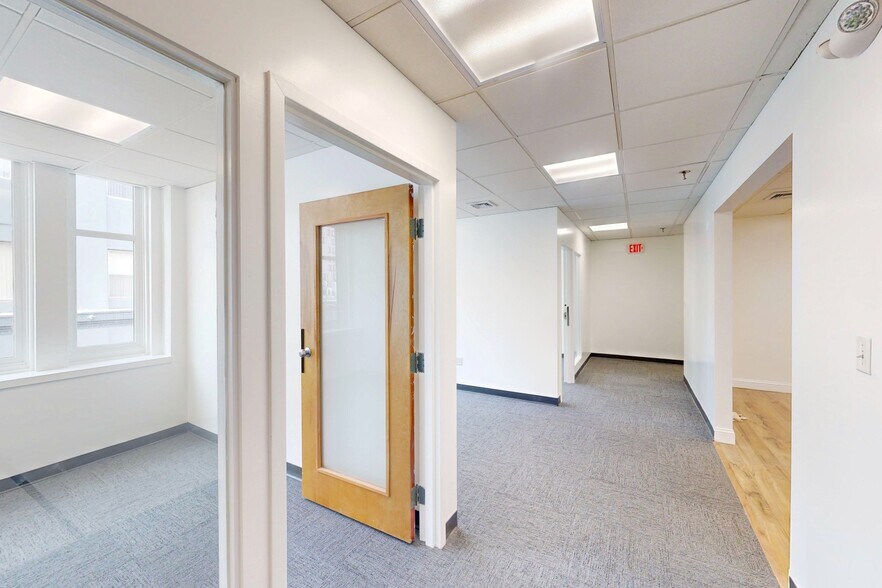 552 Massachusetts Ave, Cambridge, MA à louer - Photo du bâtiment - Image 3 de 18