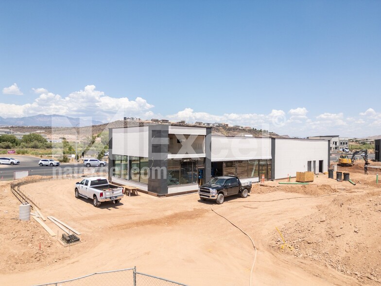 1450 S River Rd, Saint George, UT à vendre - Photo du b timent - Image 3 de 4