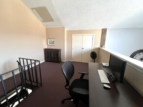 300 N Pottstown Pike, Exton, PA for lease Interior Photo- Image 2 of 7