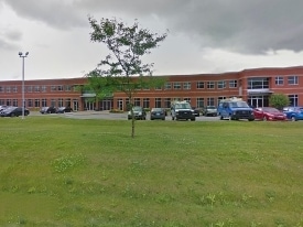 5944-6040 Boul Henri-Bourassa W, Montréal, QC à louer - Photo du bâtiment - Image 3 de 6