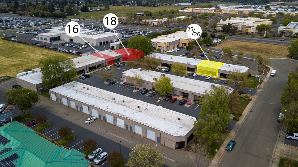 990 Klamath Ln, Yuba City, CA for lease - Primary Photo - Image 1 of 3