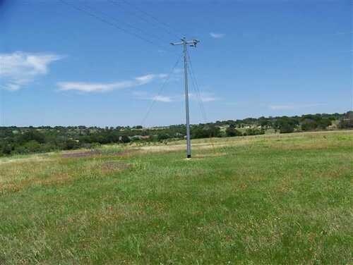 100 Leffingwell Ln, Burnet, TX à vendre - Photo du bâtiment - Image 2 de 4