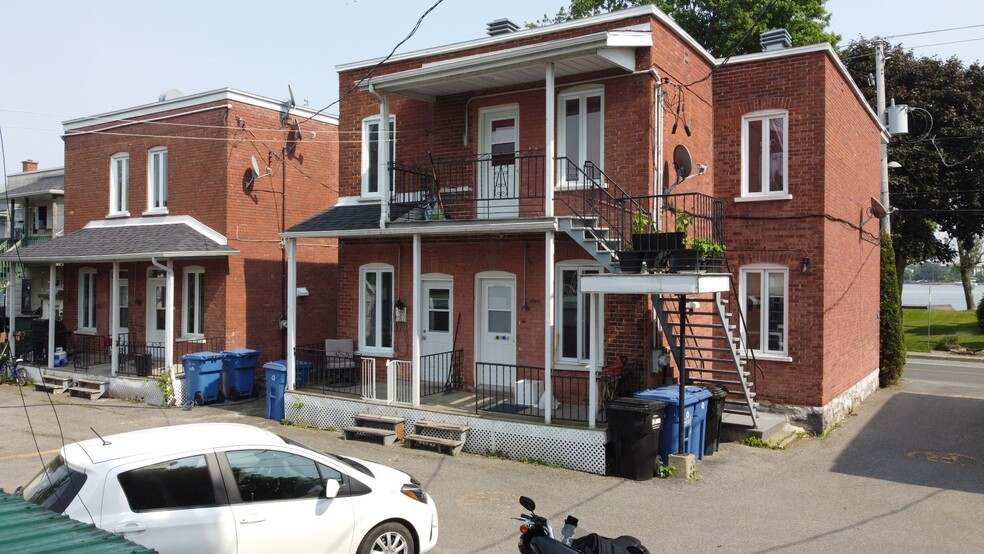 301-307 Boul Du Havre, Salaberry-de-valleyfield, QC à vendre - Photo du bâtiment - Image 3 de 29