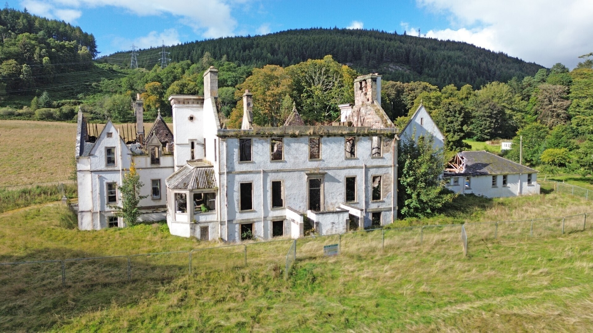 Spécialité dans Inverness à vendre Photo du bâtiment- Image 1 de 6