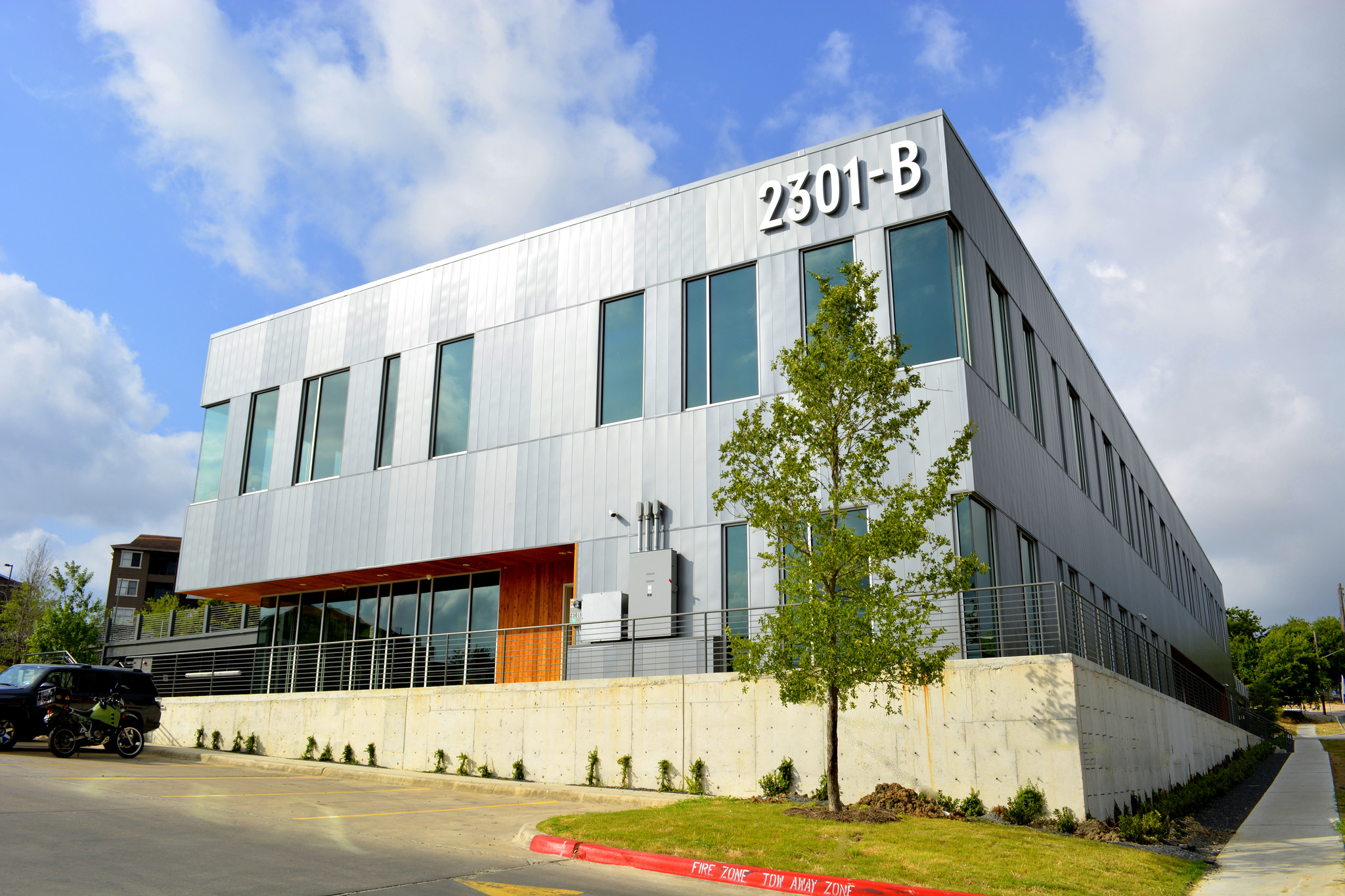 2301 E Riverside Dr, Austin, TX for sale Building Photo- Image 1 of 1