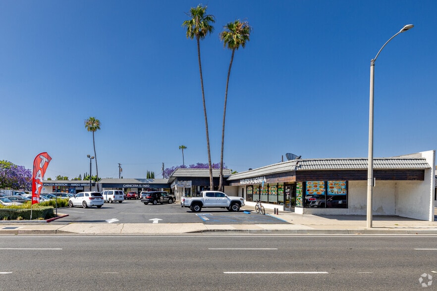 12631-12655 Westminster Ave, Garden Grove, CA for lease - Primary Photo - Image 1 of 5