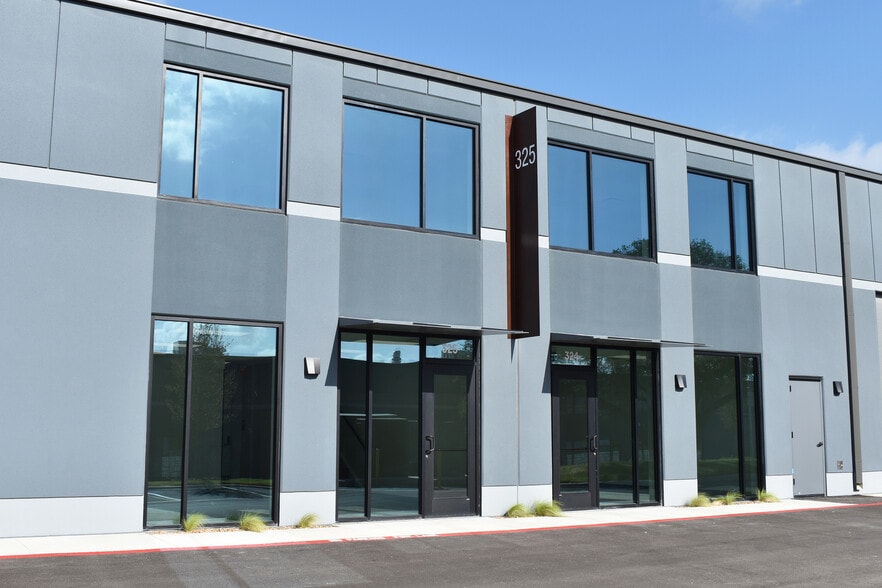 4949 N Loop 1604 W, San Antonio, TX for lease - Building Photo - Image 2 of 10