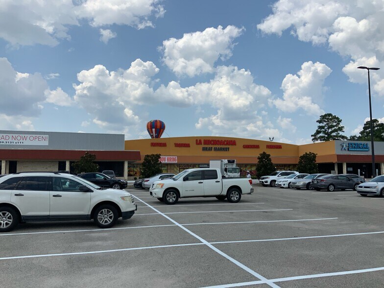 15222-15258 N I-45, Conroe, TX à louer - Photo du bâtiment - Image 2 de 16