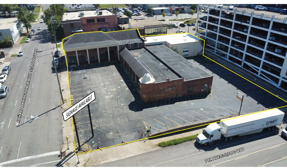 700 Richard Arrington Jr Blvd S, Birmingham, AL for lease - Building Photo - Image 2 of 7