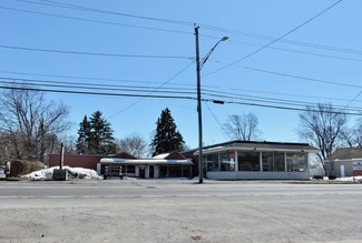 Plus de détails pour 517-519 S Main St, North Syracuse, NY - Commerce de détail à vendre