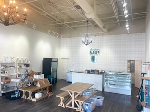 2321 Sir Barton Way, Lexington, KY for lease Interior Photo- Image 1 of 2