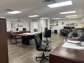 1018 Central Ave, Metairie, LA à louer Photo intérieure- Image 2 de 9