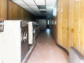 1012 Manhattan Ave, Brooklyn, NY for lease Interior Photo- Image 1 of 7