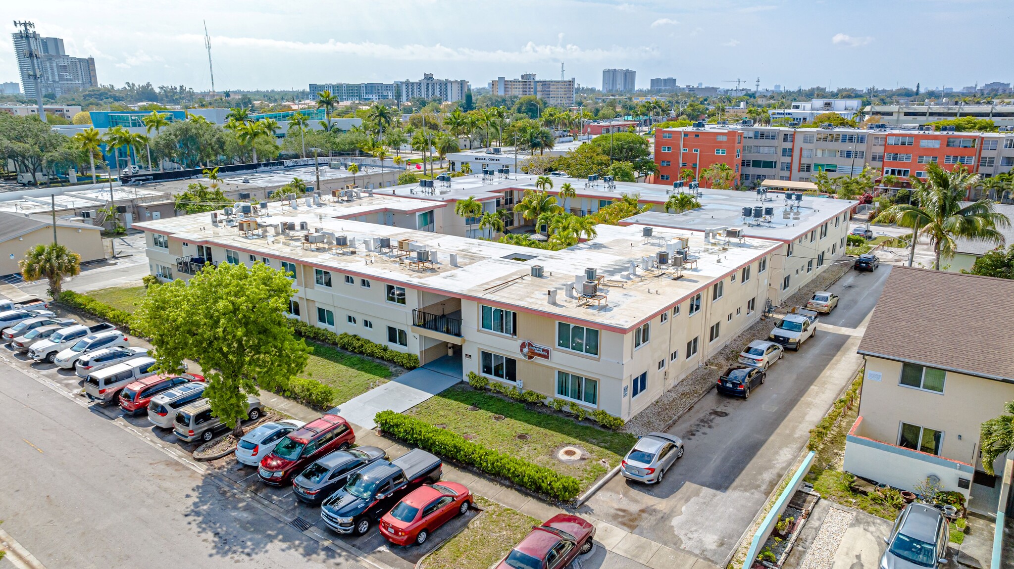 1875 NE 169th St, North Miami Beach, FL for sale Building Photo- Image 1 of 1