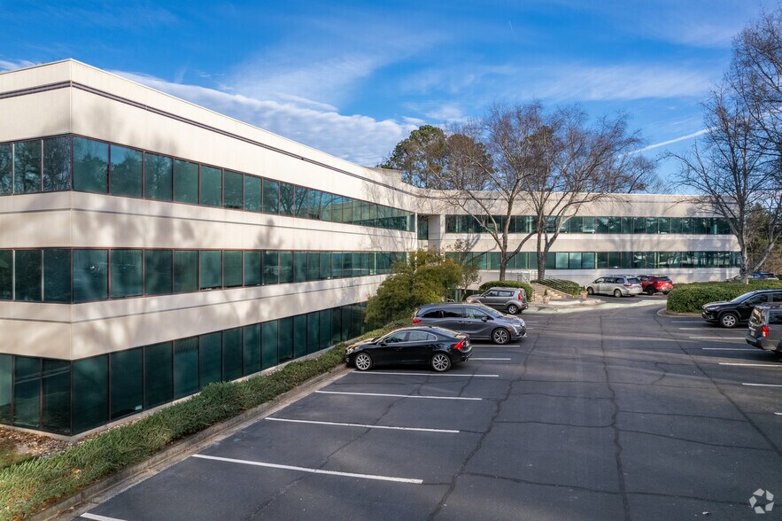 5550 Triangle Pky, Peachtree Corners, GA for lease - Primary Photo - Image 1 of 10