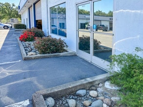 801 Davis St, Vacaville, CA for lease Building Photo- Image 2 of 9