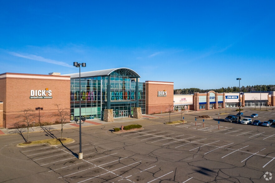 8348-8362 Tamarack Vlg, Woodbury, MN for lease - Building Photo - Image 1 of 12