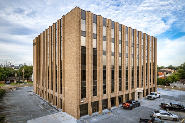 Plus de détails pour 5909 West Loop, Bellaire, TX - Bureau à louer