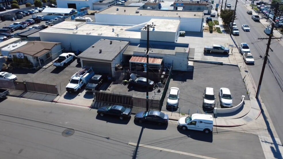 443 W Bay St, Costa Mesa, CA for lease - Commercial Listing Video - Image 2 of 6