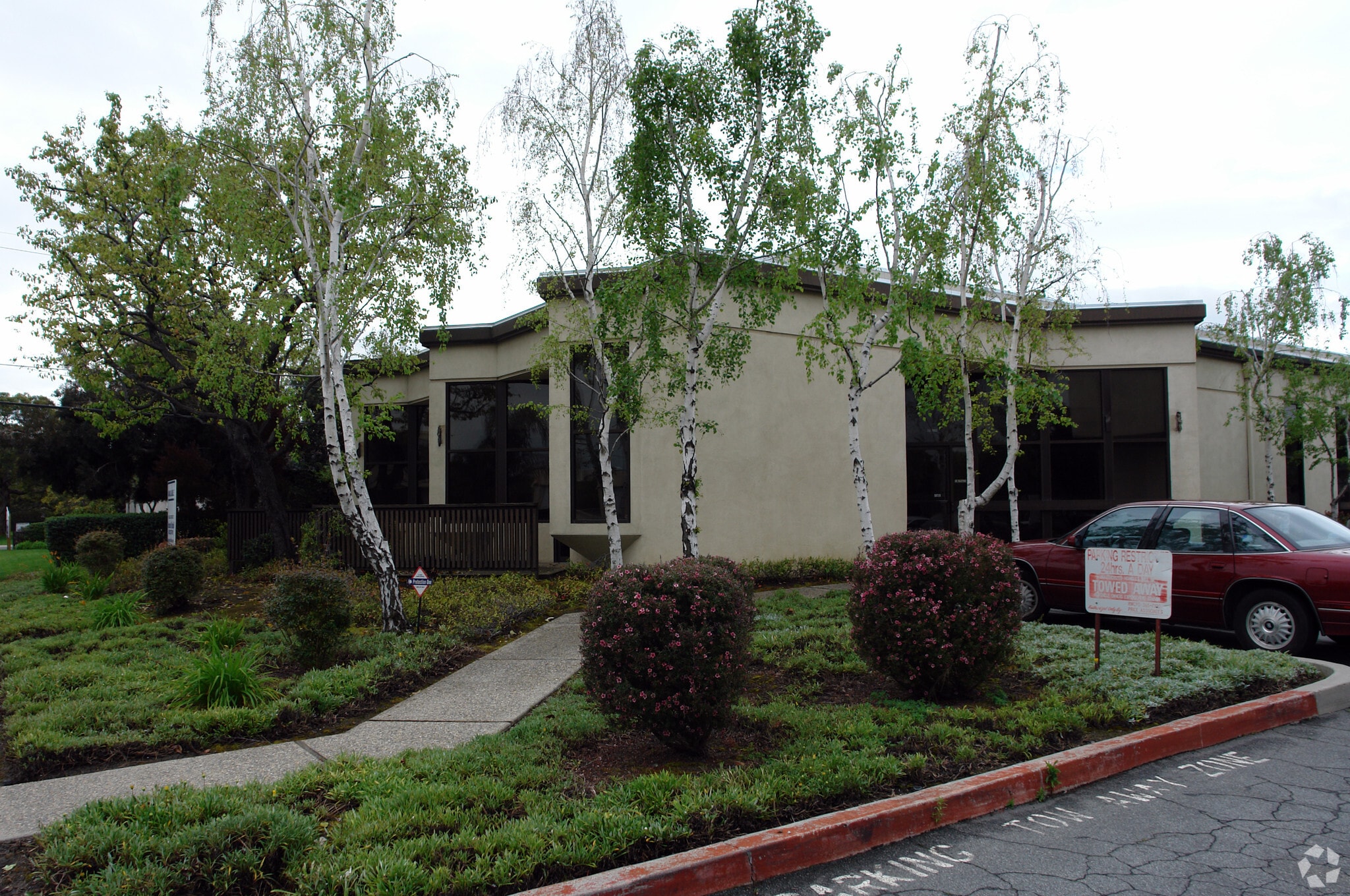 550 Price Ave, Redwood City, CA for sale Primary Photo- Image 1 of 114