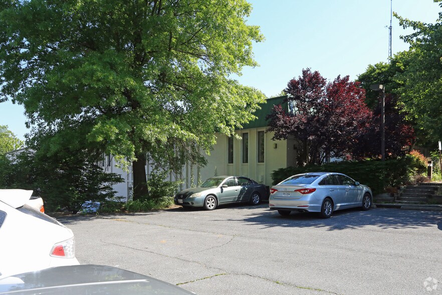 2502 Urbana Pike, Hyattstown, MD à louer - Photo du bâtiment - Image 3 de 3
