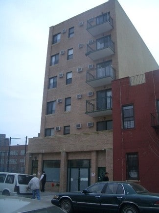 Plus de détails pour 202-204 E 110th St, New York, NY - Médical à louer