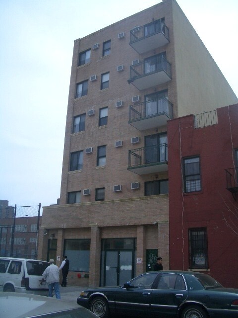 202-204 E 110th St, New York, NY à louer Photo principale- Image 1 de 15