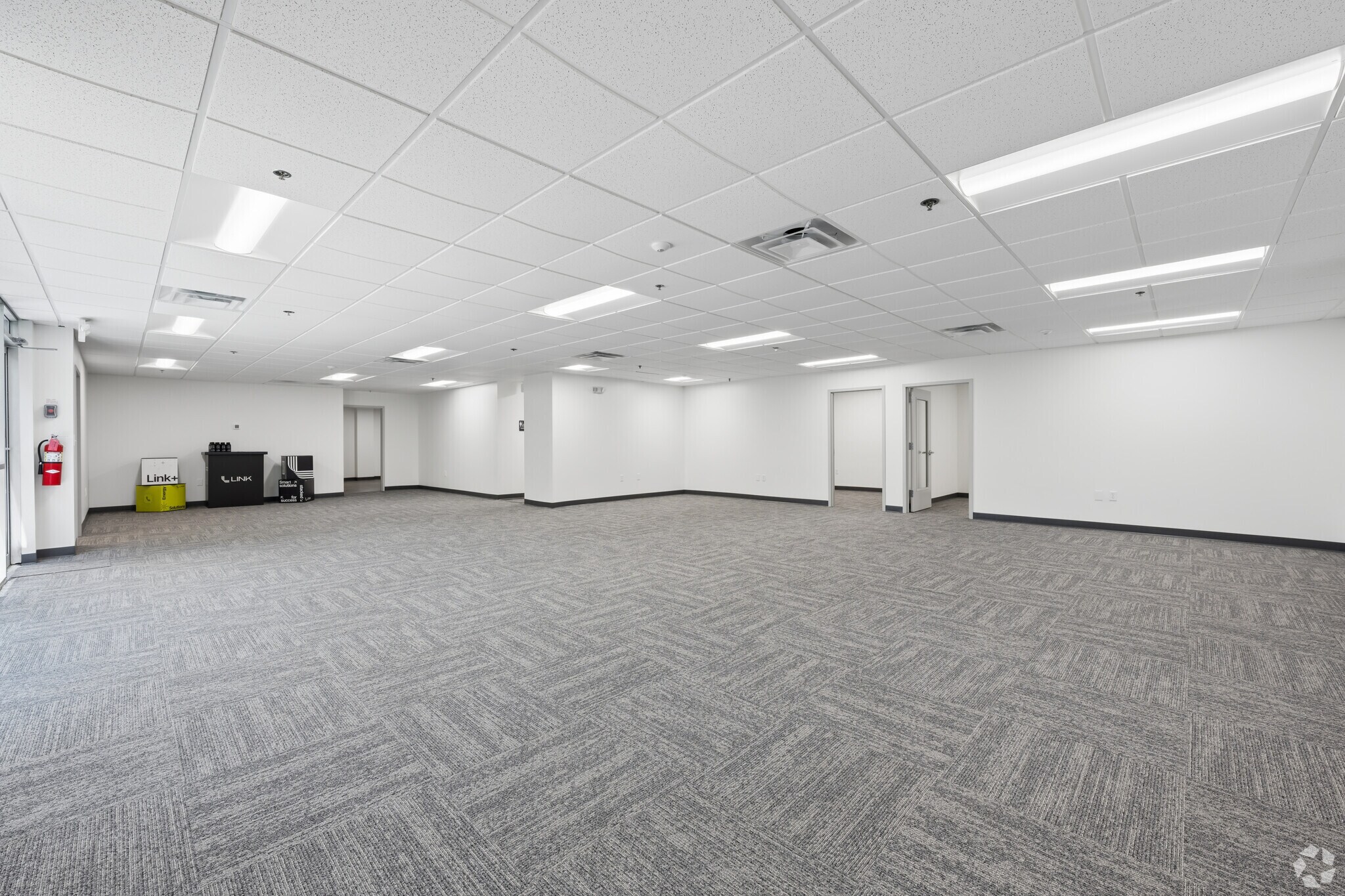 810 Oregon Ave, Linthicum, MD for lease Interior Photo- Image 1 of 13