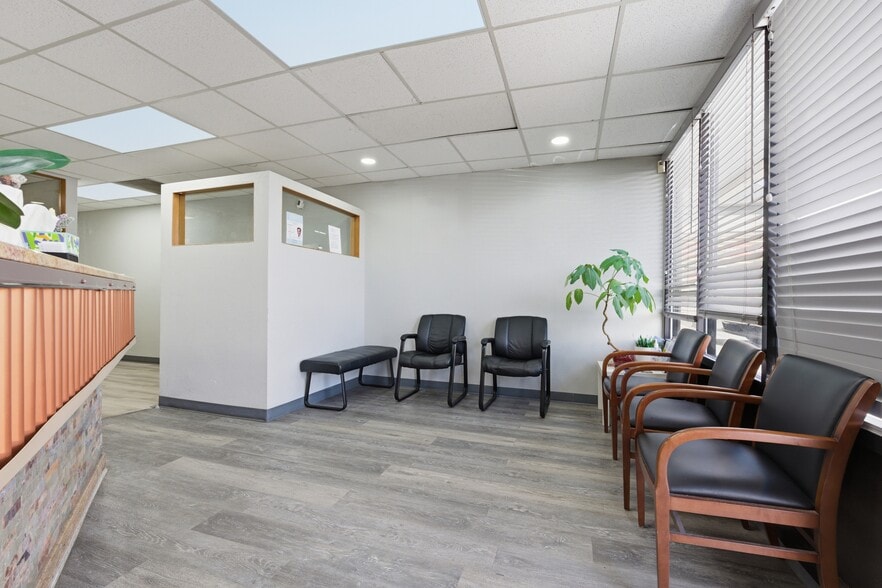 1013 S Federal Blvd, Denver, CO à louer - Photo intérieure - Image 3 de 19