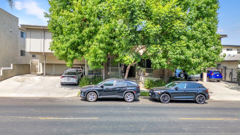 1666 Federal Ave, Los Angeles, CA for sale - Building Photo - Image 2 of 27