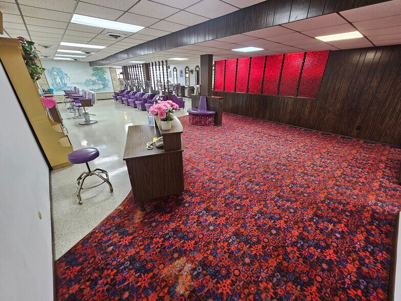 504 S 4th St, Ste Genevieve, MO à vendre - Photo intérieure - Image 3 de 4