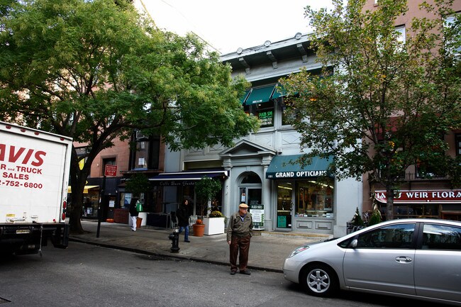 More details for 151 Montague St, Brooklyn, NY - Retail for Lease