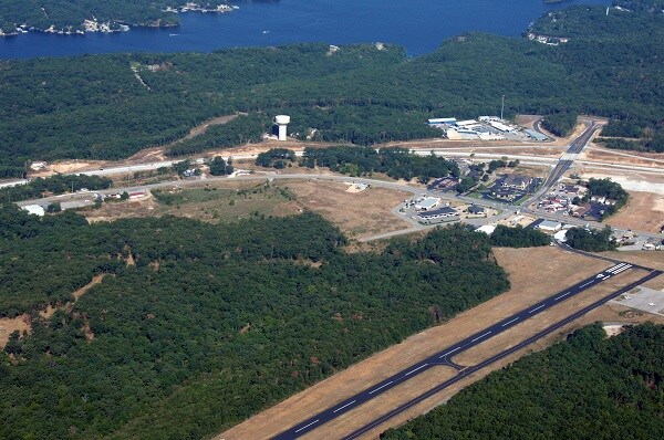 Osage Beach Pkwy, Osage Beach, MO for sale Building Photo- Image 1 of 5