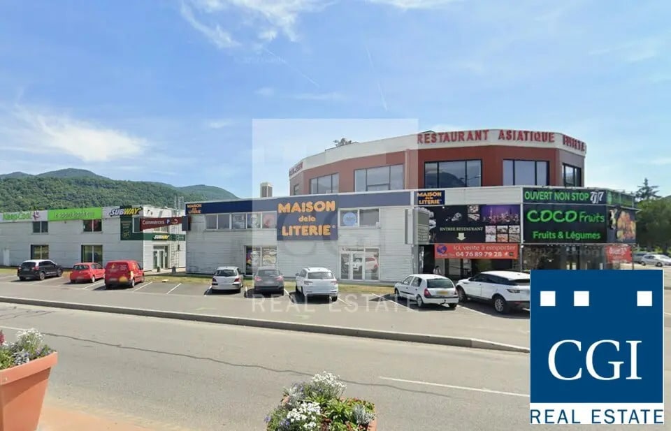 Retail in SAINT-MARTIN-D'HERES for lease Building Photo- Image 1 of 6