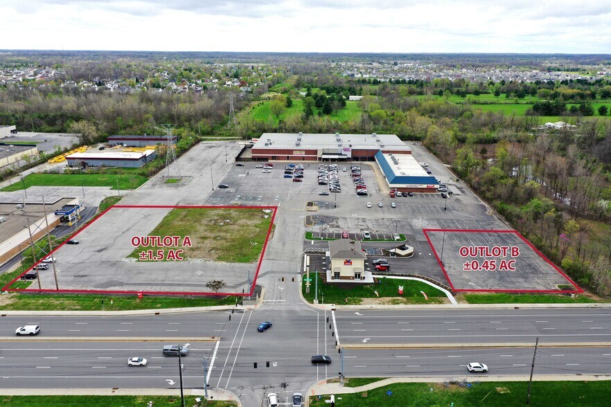 10411-10445 E Washington St, Indianapolis, IN à louer - Photo du bâtiment - Image 3 de 9
