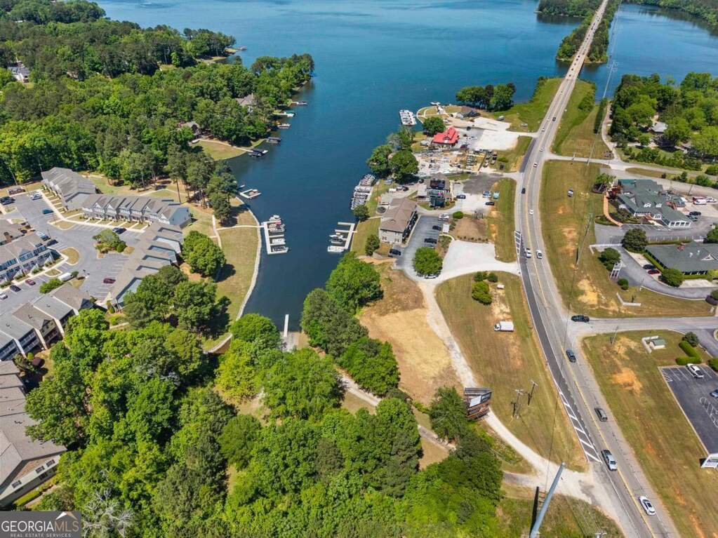 1127 Lake Oconee Pky, Eatonton, GA à vendre Photo du bâtiment- Image 1 de 25