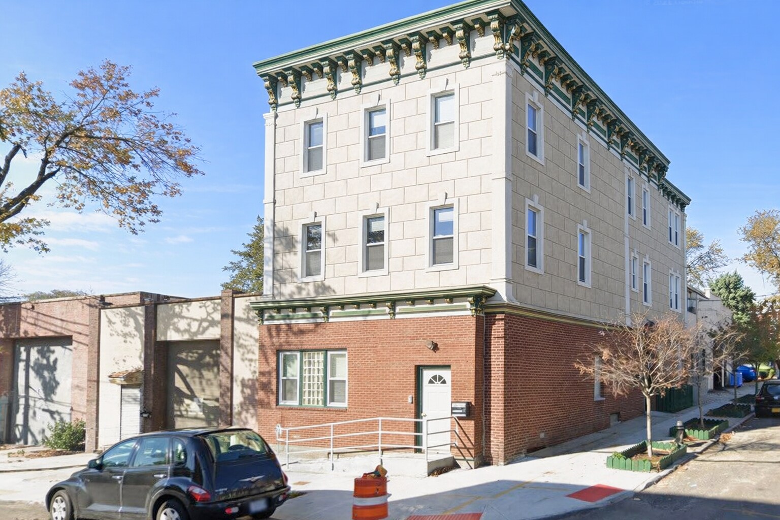 1546 125th St, College Point, NY à vendre Photo principale- Image 1 de 5