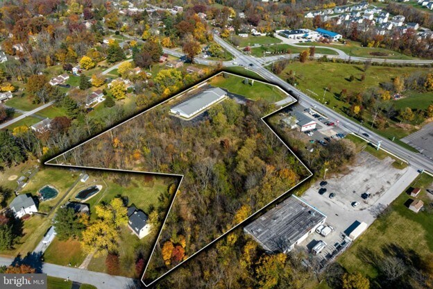 2 Ridge Rd, Phoenixville, PA à vendre - Photo du bâtiment - Image 2 de 8