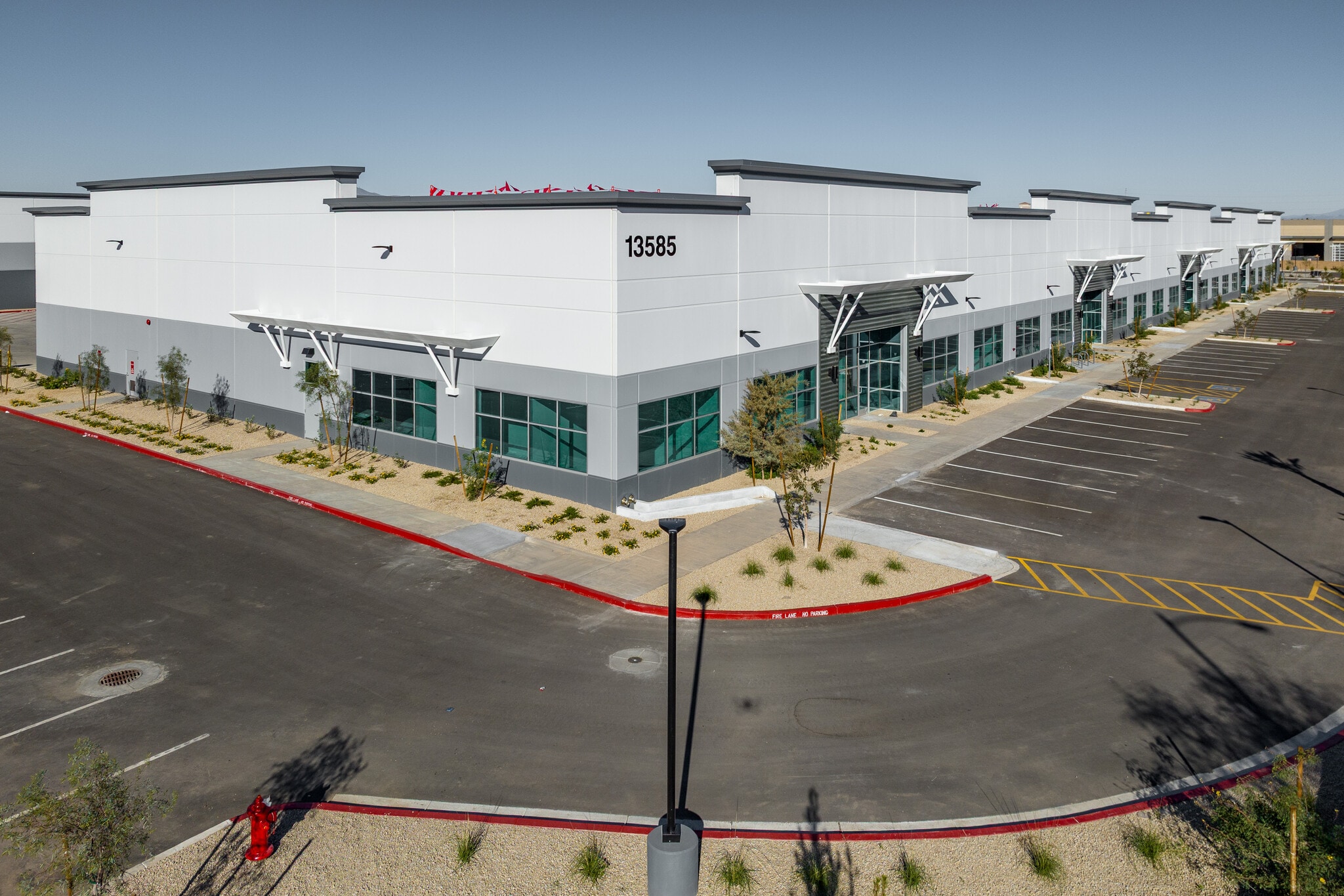 13550 W Auto Dr, Goodyear, AZ for lease Building Photo- Image 1 of 30