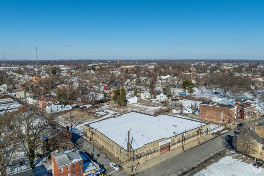 301-325 Brunswick Ave, Trenton, NJ à vendre - Aérien - Image 2 de 4