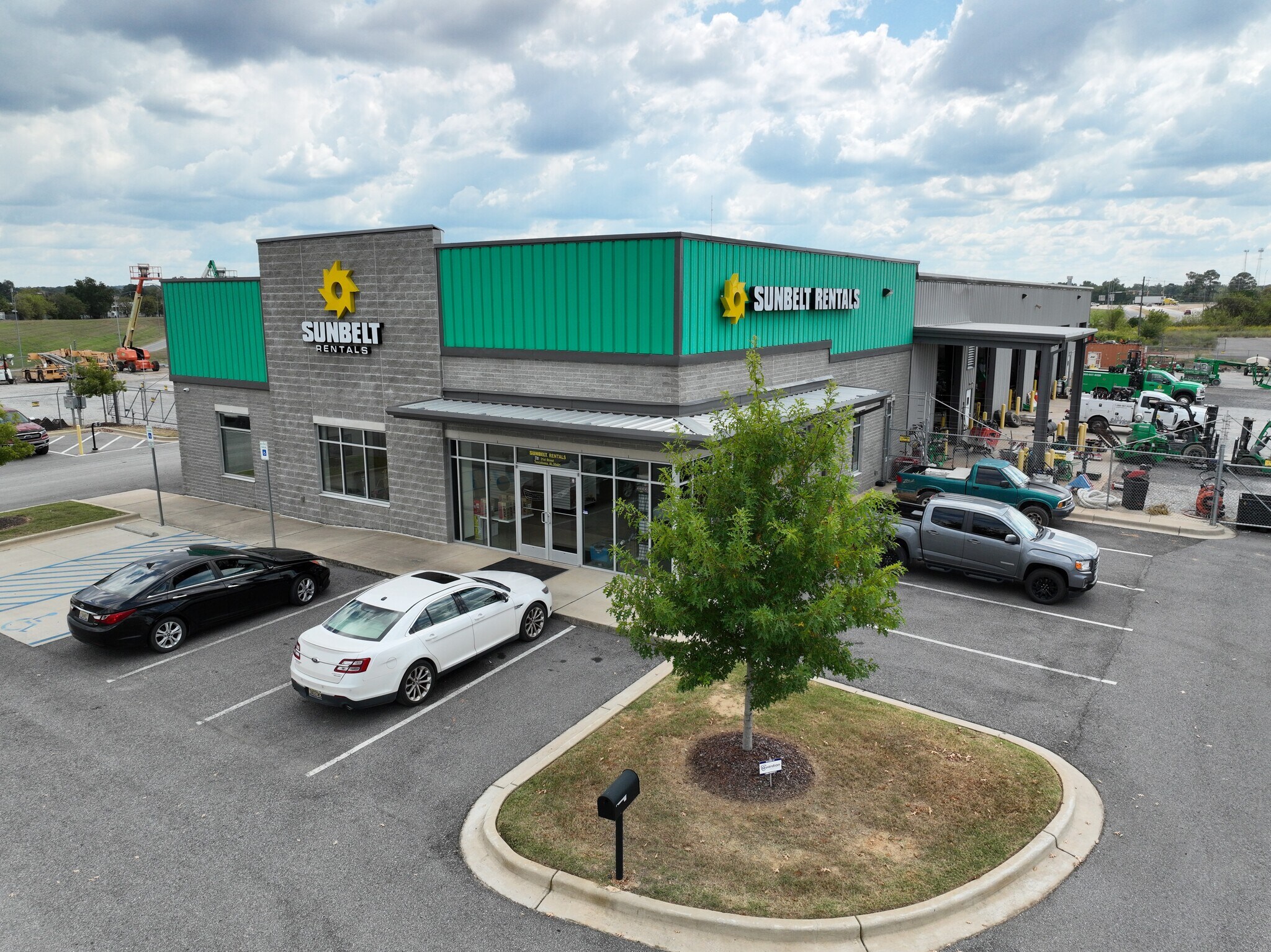 2701 31st St, Tuscaloosa, AL for sale Primary Photo- Image 1 of 7