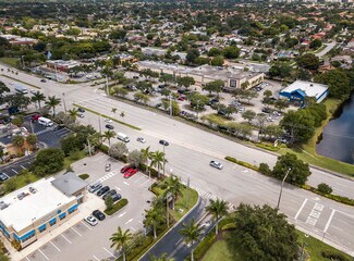 Plus de détails pour 3825 W Hillsboro Blvd, Deerfield Beach, FL - Commerce de détail à louer
